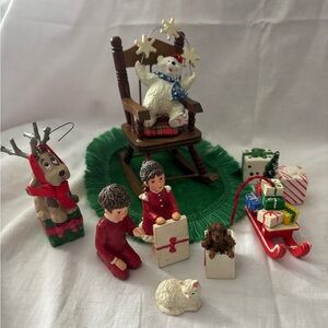Christmas Figurine Set with polar bear and pets